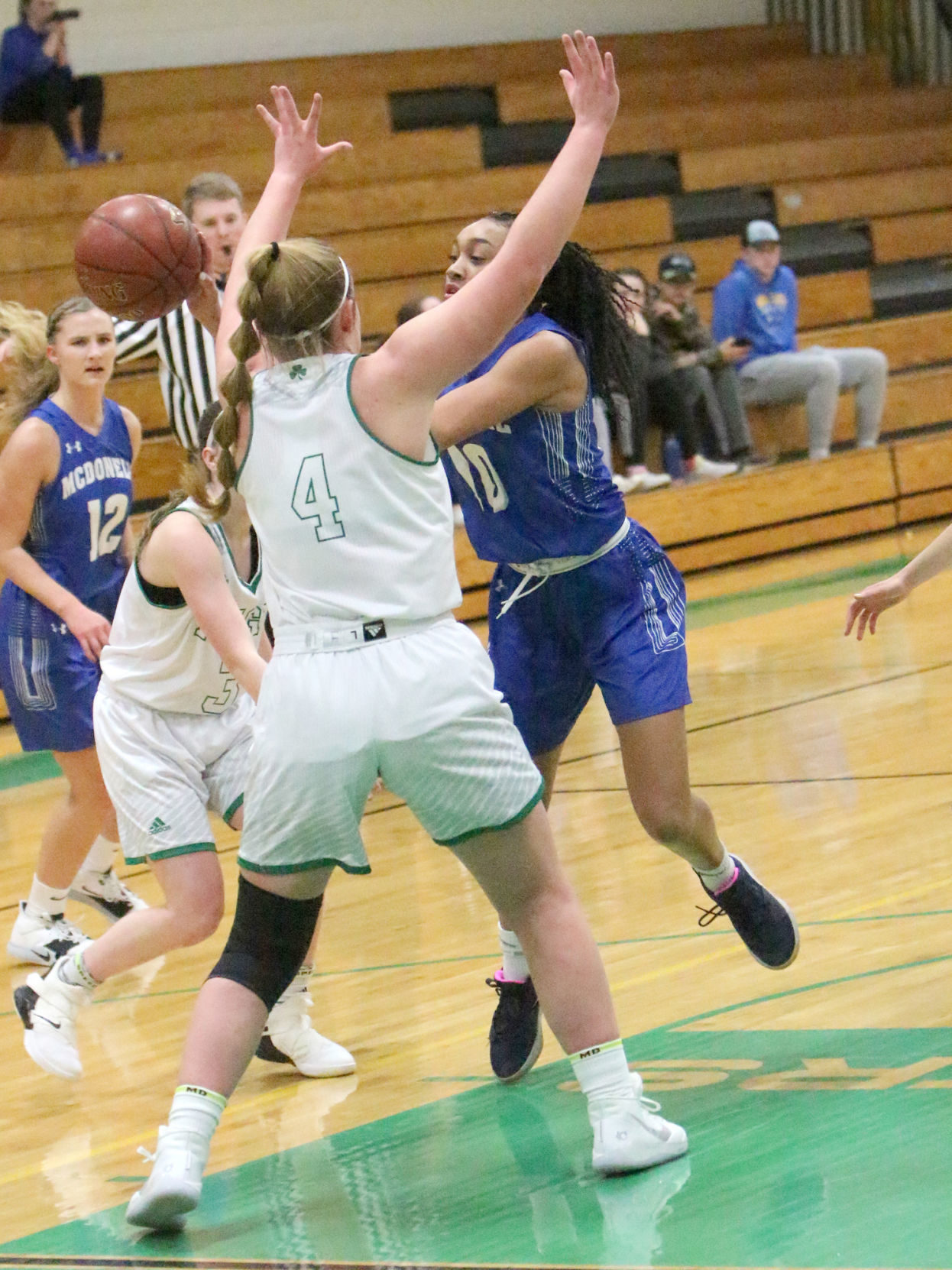 McDonell girls basketball at Eau Claire Regis 1-9-20
